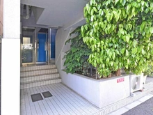 【東京都/新宿区早稲田鶴巻町】メゾンランジェ早稲田 エントランス