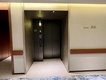 【東京都/千代田区神田多町】プラウド神田 共用部：エレベーターホール（10階）