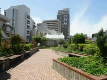 【東京都/荒川区東日暮里】リーデンスタワー 共用施設：屋上庭園