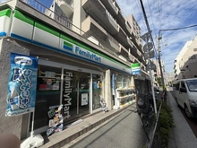 【東京都/文京区本郷】クレイシア・ヴァースクレイシア文京本郷 ファミリーマート文京本郷店（現地より約350m）
