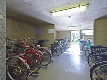 【東京都/豊島区西池袋】シーアイマンション立教前 駐輪場