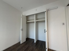 【東京都/文京区千駄木】朝日動坂マンション 収納：洋室内