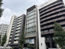 【東京都/文京区湯島】ソフィアお茶の水 外観：向かって右から2番目が該当物件