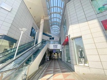 【東京都/港区南麻布】モデルノ・オパス有栖川 HIROO　PLAZA（現地より約550m）