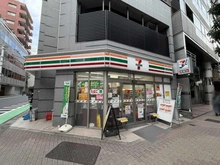 【東京都/新宿区新宿】アクシア新宿御苑 セブンイレブン新宿1丁目北店（現地より約130m）