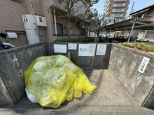 【埼玉県/川口市鳩ヶ谷本町】コスモ鳩ケ谷セカンドヴィラージュ 敷地内施設：ゴミ置き場となります。