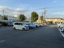 【埼玉県/川口市末広】アデニウム川口元郷 駐車場