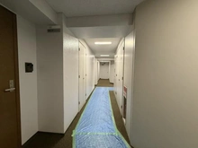 【埼玉県/川口市川口】リプレ川口一番街 1号棟 共用部：内廊下