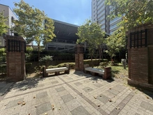 【埼玉県/川口市川口】リビオタワー川口ミドリノ 敷地内：コミュニティガーデンとなります。