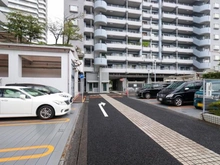 【埼玉県/川口市川口】リプレ川口一番街 6号棟 駐車場