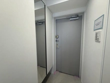 【埼玉県/川口市中青木】デュオ川口青木公園 玄関