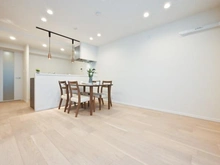 【埼玉県/川口市幸町】サンリーブ幸町コートハウス リビング・ダイニング：※家具・調度品等は販売価格に含まれておりません