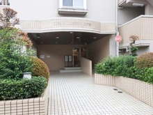 【埼玉県/川口市並木元町】コスモ川口並木元町エグゼ アプローチ