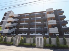 【埼玉県/川口市末広】カーサ・ダルテ 外観