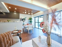 【埼玉県/川口市南鳩ヶ谷】エンゼル鳩ケ谷南弐番館 リビング・ダイニング