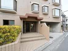 【埼玉県/さいたま市浦和区瀬ヶ崎】朝日プラザ北浦和 エントランス