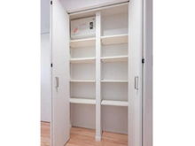 【埼玉県/川口市川口】グリーンビュー第三川口 収納