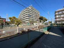 【埼玉県/越谷市大字大房】シャルム北越谷 B棟 外観