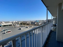 【埼玉県/越谷市大字大房】シャルム北越谷 B棟 バルコニー