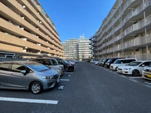 【埼玉県/越谷市大字大房】シャルム北越谷 B棟 駐車場