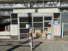 【埼玉県/越谷市大字大房】シャルム北越谷 B棟 ゴミ置き場
