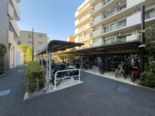 【埼玉県/川口市元郷】プレサンスロジェ川口元郷 駐輪場