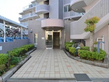 【埼玉県/さいたま市緑区東浦和】ライネスハイム東浦和  アプローチ