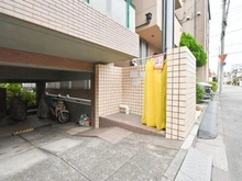 【埼玉県/川口市並木】パークタウン川口青木公園 敷地内：ゴミ置き場
