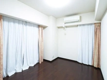 【埼玉県/川口市本町】シャリエ川口本町グリーンマークス 洋室：約７帖