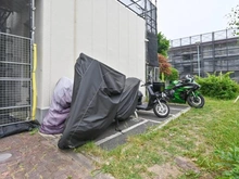 【埼玉県/越谷市西方】越谷シティハウス7号棟 バイク置場