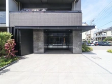 【埼玉県/川口市西青木】ガーラレジデンス川口西青木 エントランス