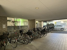 【埼玉県/川口市東川口】東川口パークホームズ 駐輪場
