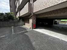 【埼玉県/川口市戸塚東】東川口第8サニーコート 駐車場