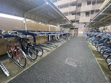 【埼玉県/川口市戸塚】コスモ川口戸塚ガーデンフォルム 駐輪場