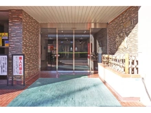 【埼玉県/川口市上青木】ウインザーハイム西川口 エントランス
