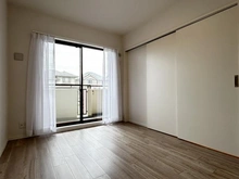 【神奈川県/横浜市青葉区桂台】マグノーリエ青葉台 洋室