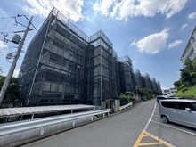 【神奈川県/川崎市宮前区平】向ヶ丘遊園センチュリータウン 7号棟 外観