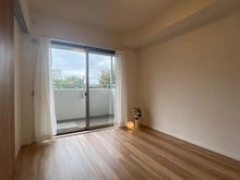 【神奈川県/川崎市高津区久地】セボンコリネールエストエール 洋室