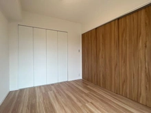 【神奈川県/川崎市高津区久地】セボンコリネールエストエール 洋室