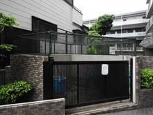 【神奈川県/川崎市宮前区平】宮前平北パークホームズ 敷地内