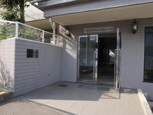 【神奈川県/川崎市高津区蟹ケ谷】ニューウェルテラス第5日吉 エントランス