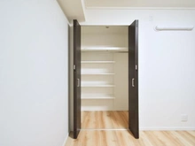 【神奈川県/川崎市高津区蟹ケ谷】ニューウェルテラス第5日吉 洋室