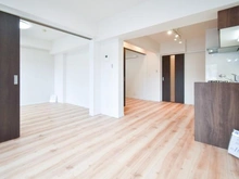 【神奈川県/川崎市高津区蟹ケ谷】ニューウェルテラス第5日吉 リビング・ダイニング