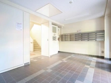 【神奈川県/横浜市旭区若葉台】若葉台団地 4-32棟 エントランス
