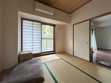 【神奈川県/横浜市旭区若葉台】若葉台団地 4-30号棟 和室：家具調度品は価格に含まれません