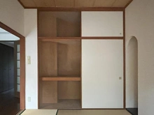 【神奈川県/横浜市旭区若葉台】若葉台団地 4-30号棟 収納