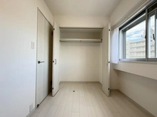 【神奈川県/川崎市宮前区有馬】鷺沼さくら公園スカイマンション 洋室