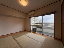 【東京都/立川市錦町】ハイネス立川 和室