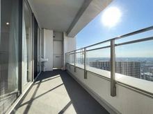 【神奈川県/川崎市高津区久本】ザ・タワー&パークス田園都市溝の口 バルコニー