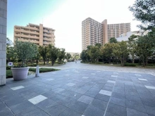 【神奈川県/川崎市高津区久本】ザ・タワー&パークス田園都市溝の口 敷地内